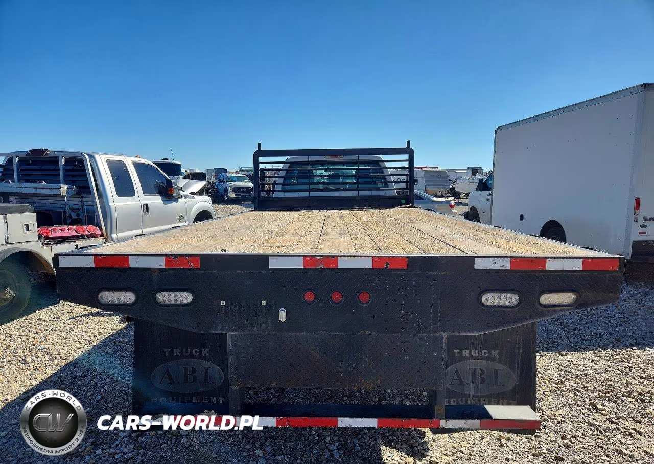 2012 Ford F550 Super VIN:1FDUF5GT2CEB68867 - 10