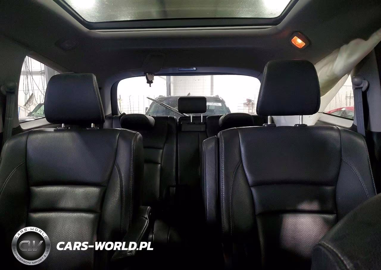 2017 Honda Pilot Elite VIN:5FNYF6H00HB032355 - 10