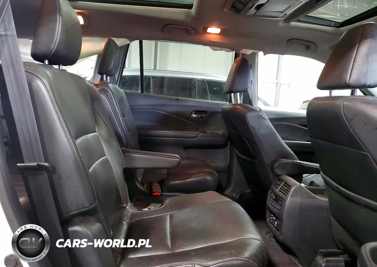 2017 Honda Pilot Elite VIN:5FNYF6H00HB032355 - 11