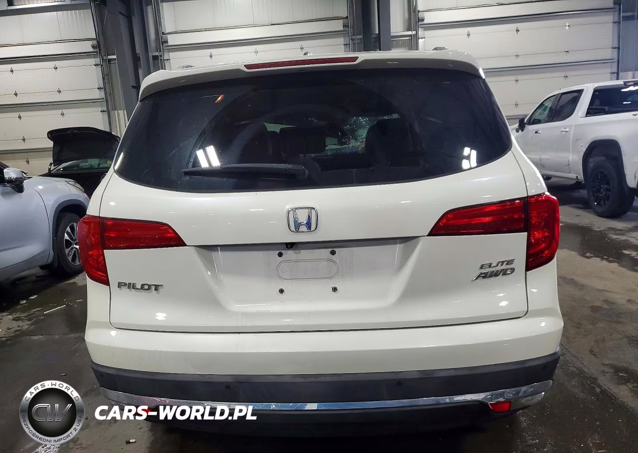 2017 Honda Pilot Elite VIN:5FNYF6H00HB032355 - 6