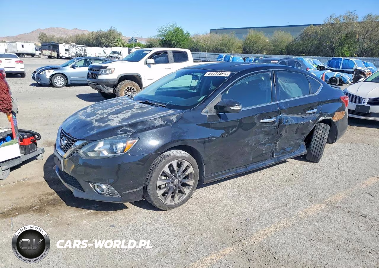2016 Nissan Sentra Sr – zdjęcie 1 z 12