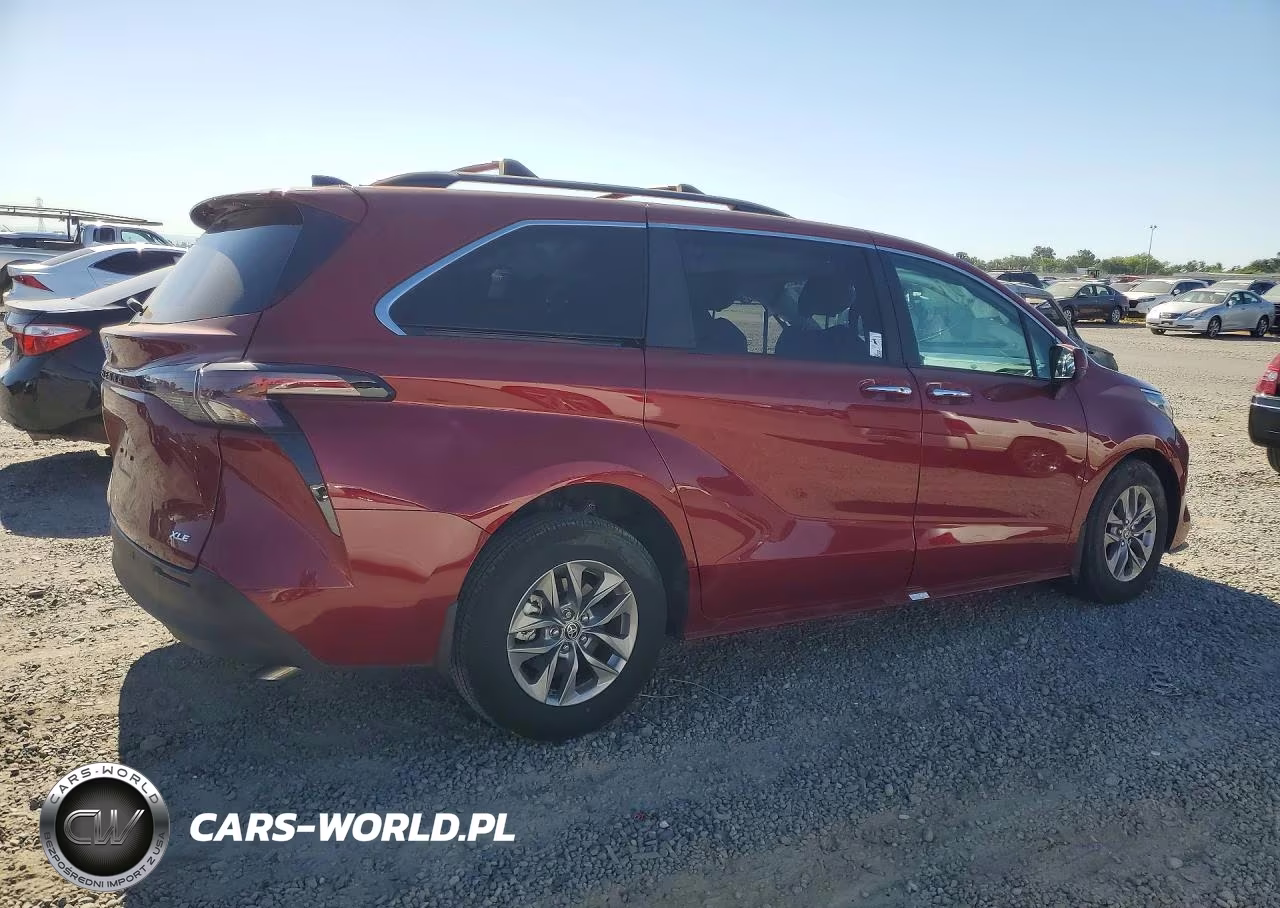 2025 Toyota Sienna Xle 8-Passenger VIN:5TDJRKEC3SS228681 - 3