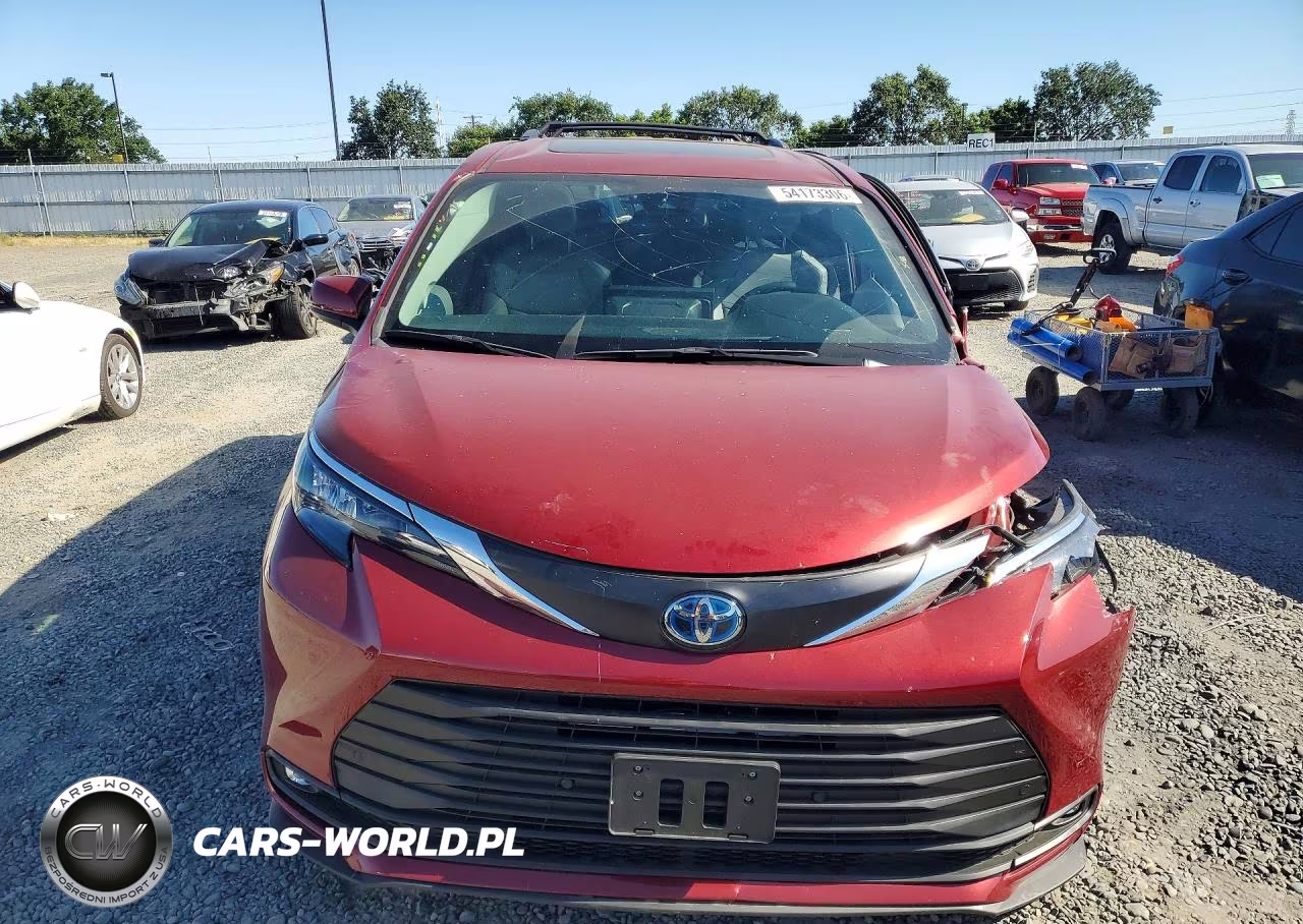 2025 Toyota Sienna Xle 8-Passenger VIN:5TDJRKEC3SS228681 - 5