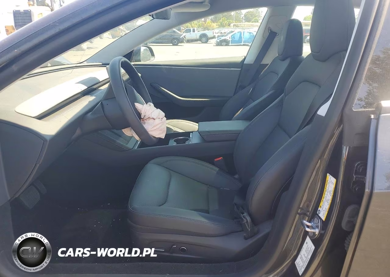 2025 Tesla Model 3 VIN:5YJ3E1EA9SF001691 - 7