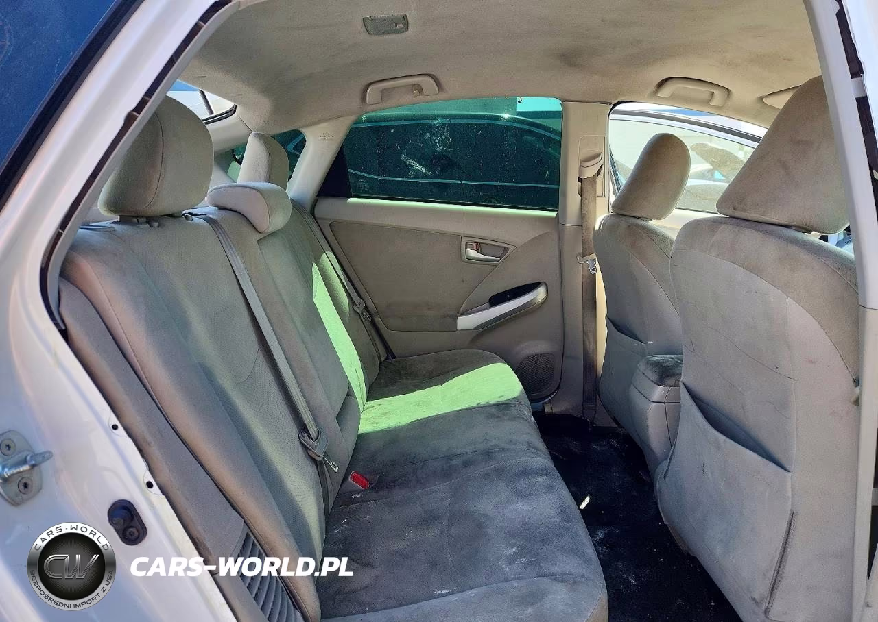 2012 Toyota Prius Two VIN:JTDKN3DU8C5498707 - 10