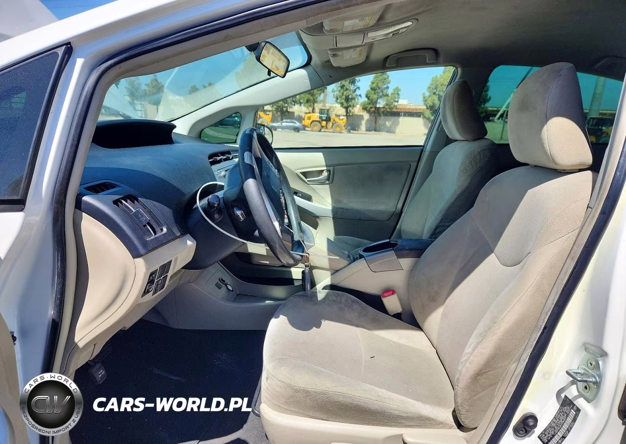 2012 Toyota Prius Two VIN:JTDKN3DU8C5498707 - 7