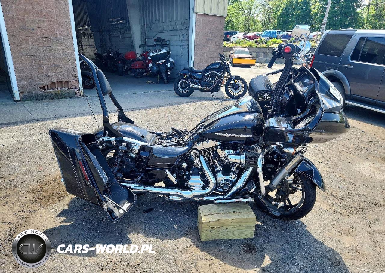 2015 Harley-Davidson Fltrxs Road Glide Special