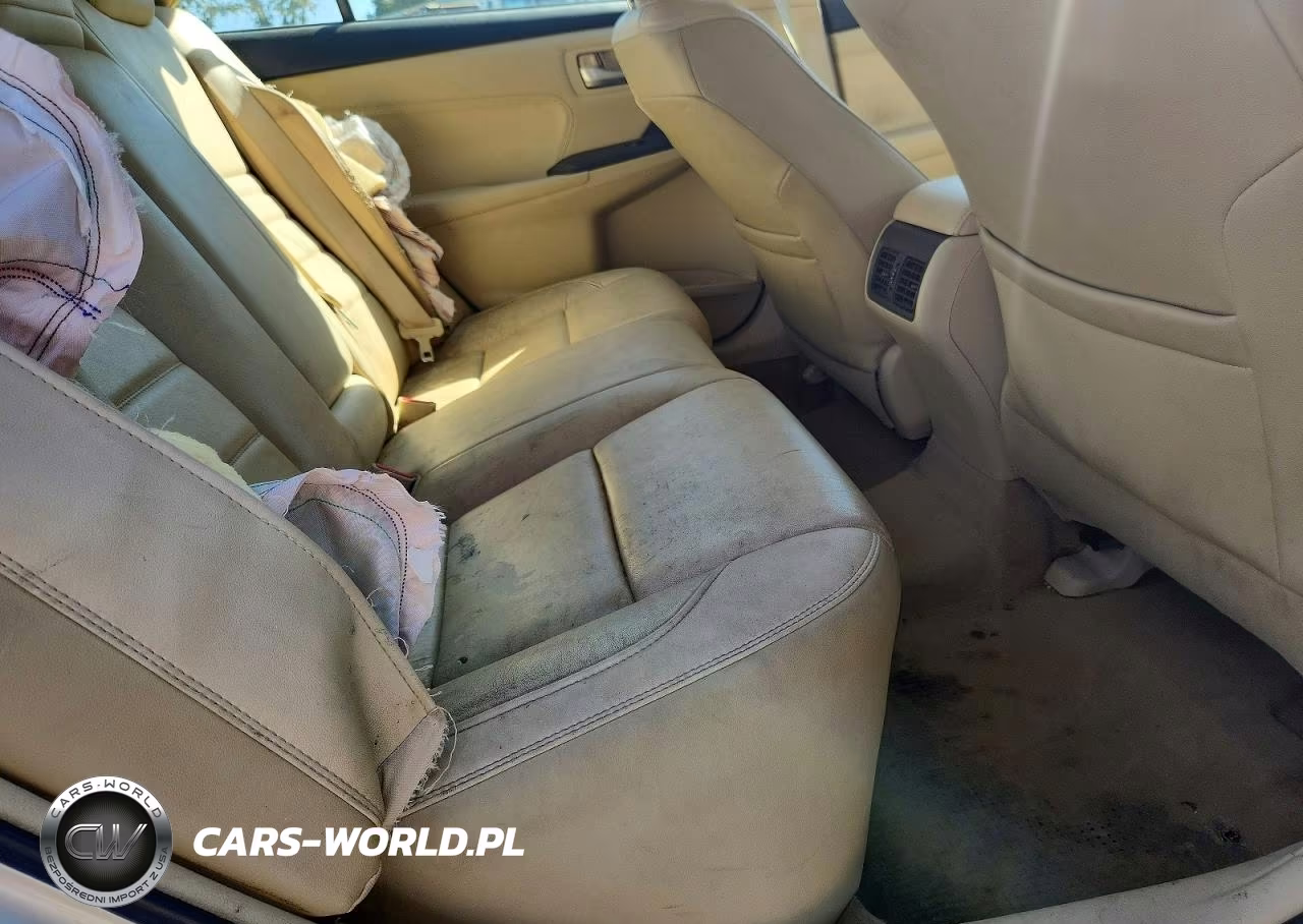 2016 Toyota Camry Xle VIN:4T4BF1FK8GR583475 - 10