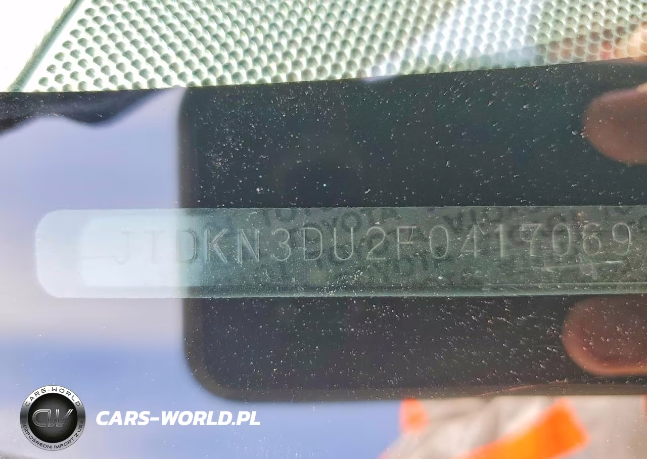 2015 Toyota Prius Two VIN:JTDKN3DU2F0417069 - 12