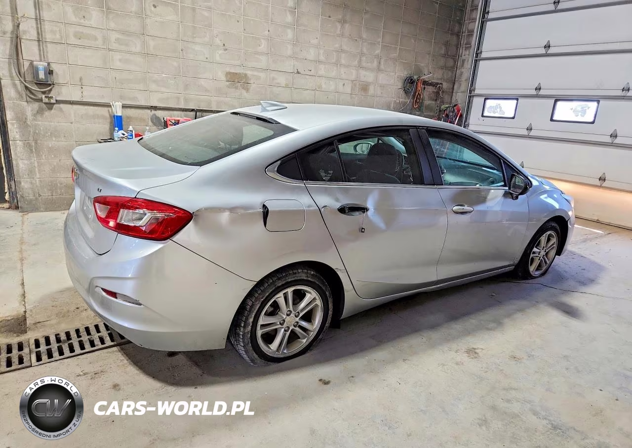 CHEVROLET CRUZE LT VIN:1G1BE5SM5H7217398 - 3