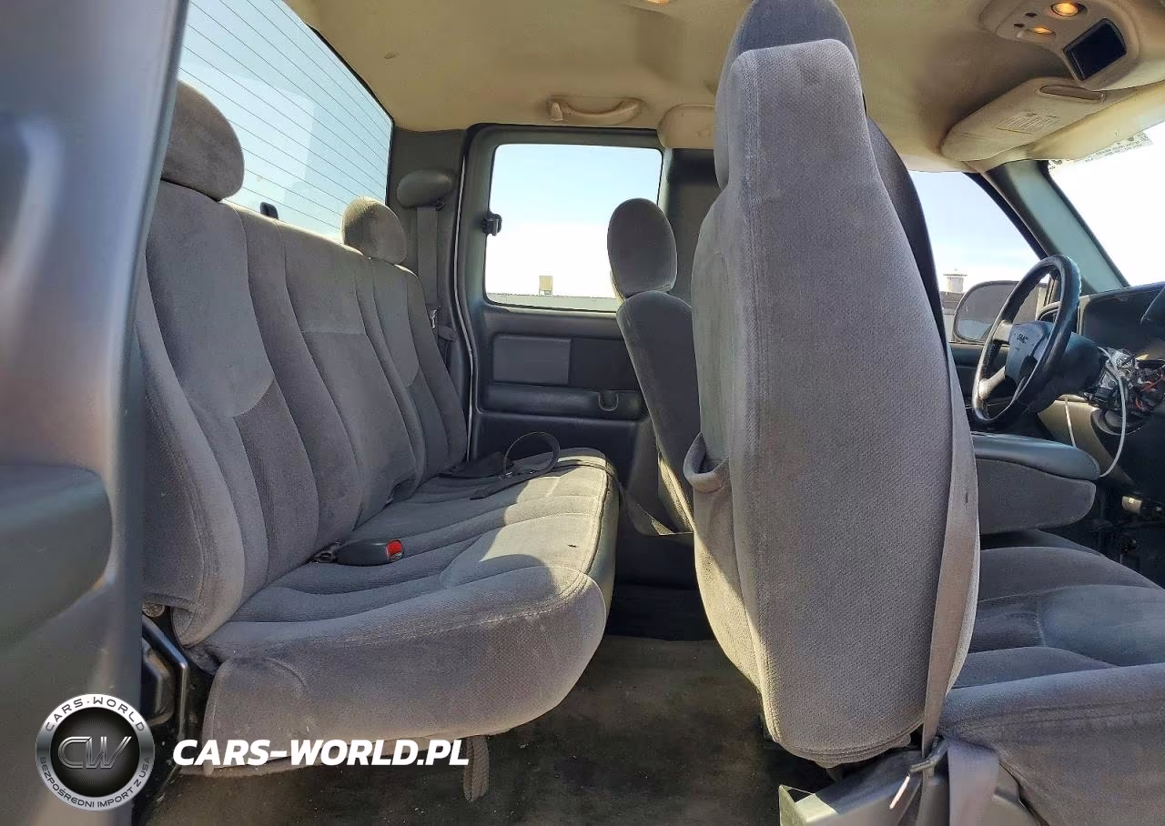 2004 GMC New Sierra C1500 VIN:2GTEC19TX41224094 - 10