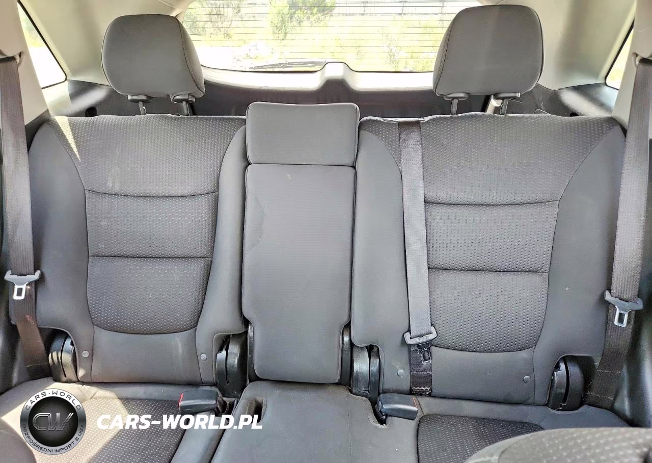 2011 Kia Sorento Lx VIN:5XYKT3A13BG104424 - 10