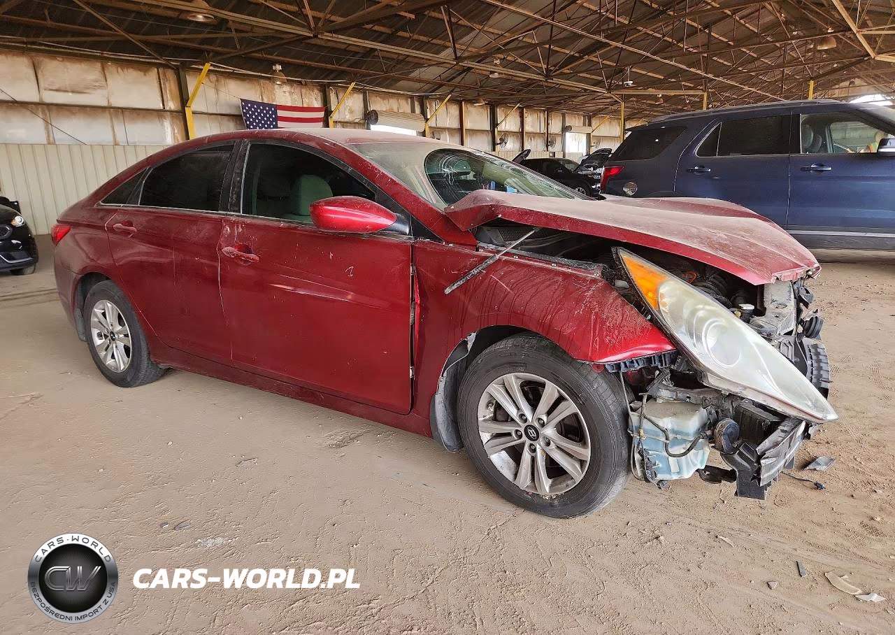 2013 Hyundai Sonata Gls VIN:5NPEB4AC1DH673761 - 4
