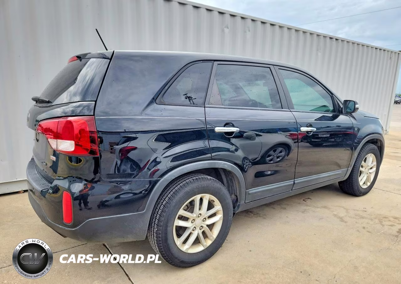 2015 Kia Sorento Lx VIN:5XYKT3A65FG611679 - 3