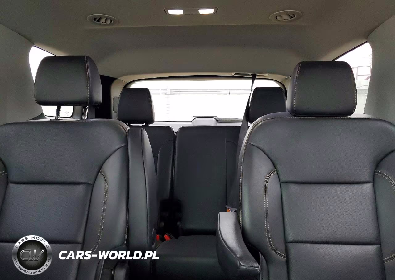 2019 Chevrolet Traverse Premier VIN:1GNERKKWXKJ187177 - 10
