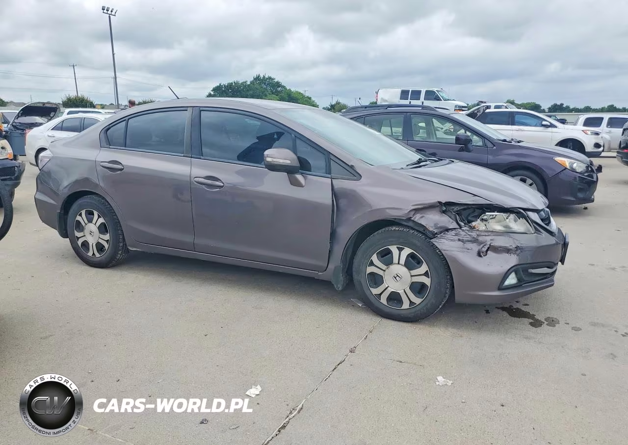 2013 Honda Civic Hybrid VIN:19XFB4F27DE002524 - 4