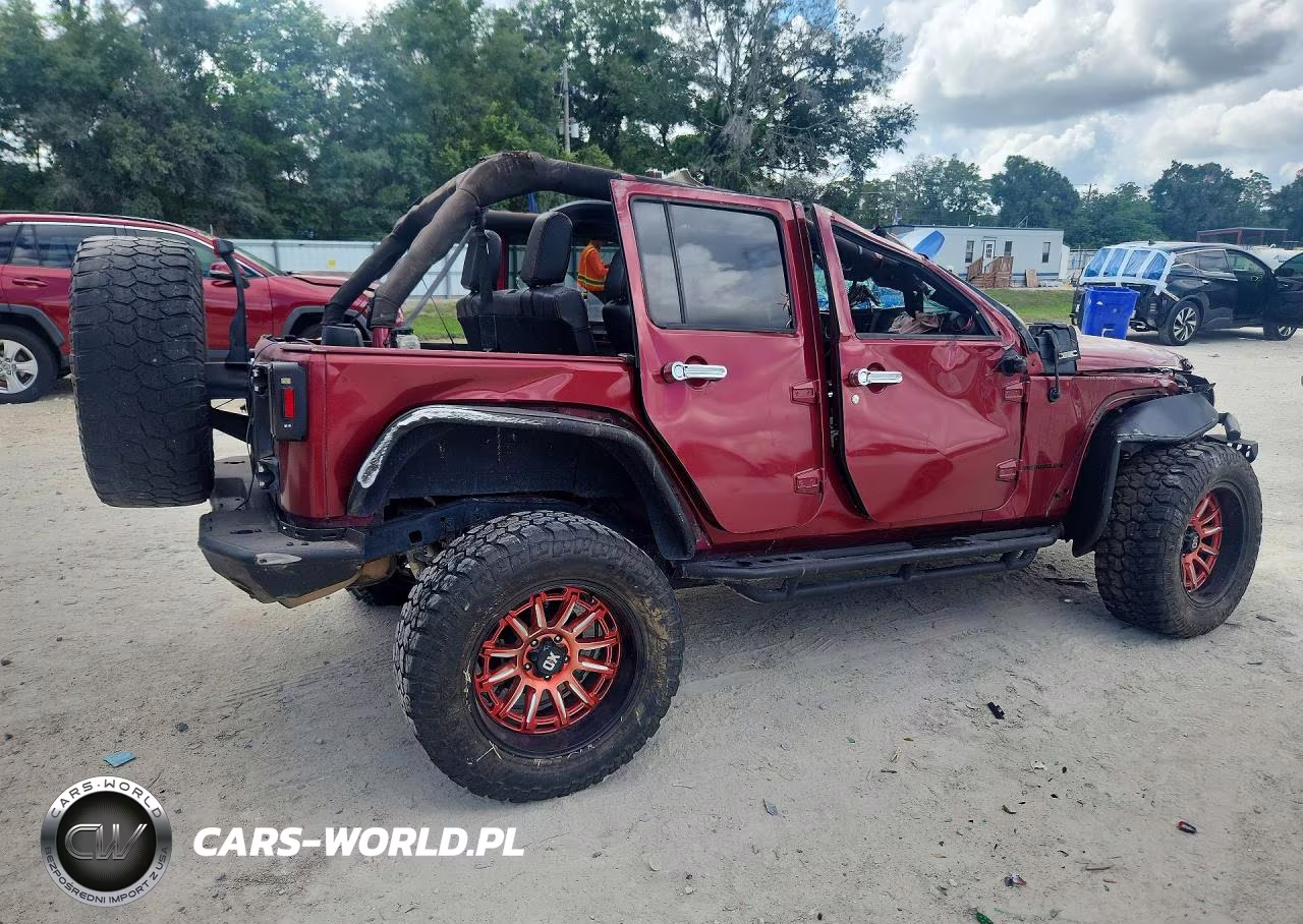 2011 Jeep Wrangler Unlimited Sport VIN:1J4BA3H1XBL586545 - 3