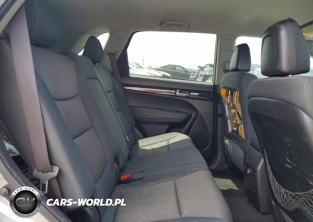 2012 Kia Sorento Lx VIN:5XYKT3A11CG279823 - 11