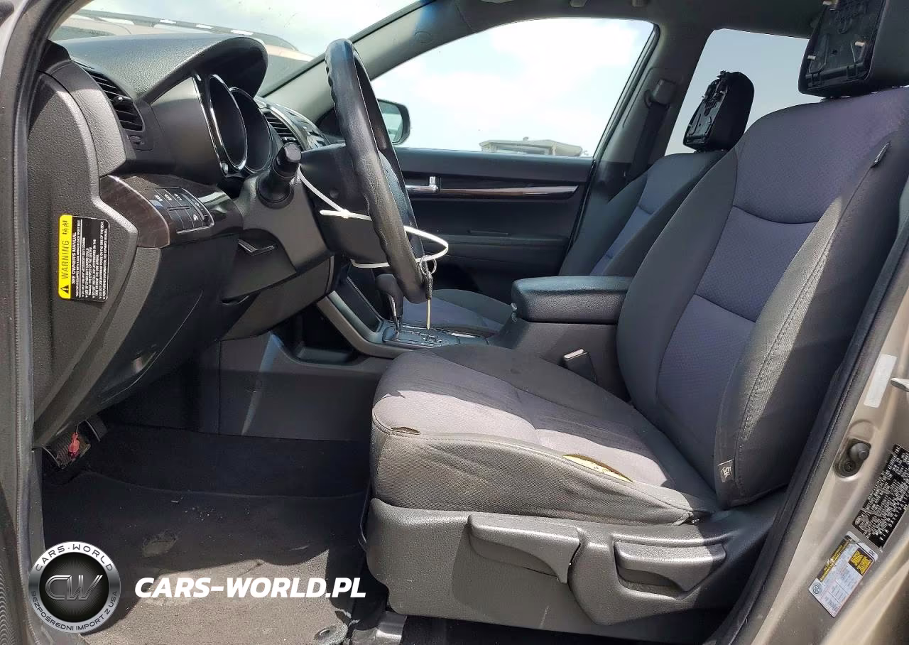2012 Kia Sorento Lx VIN:5XYKT3A11CG279823 - 7