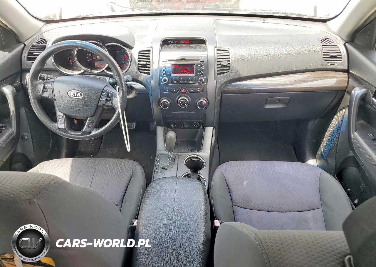 2012 Kia Sorento Lx VIN:5XYKT3A11CG279823 - 8