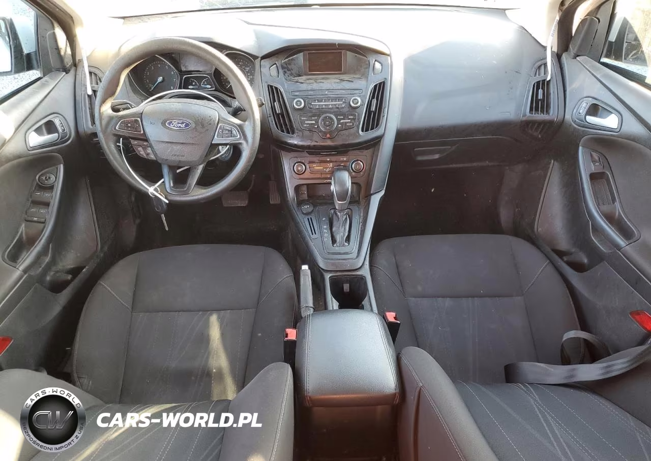 2018 Ford Focus Se VIN:1FADP3K2XJL241096 - 8