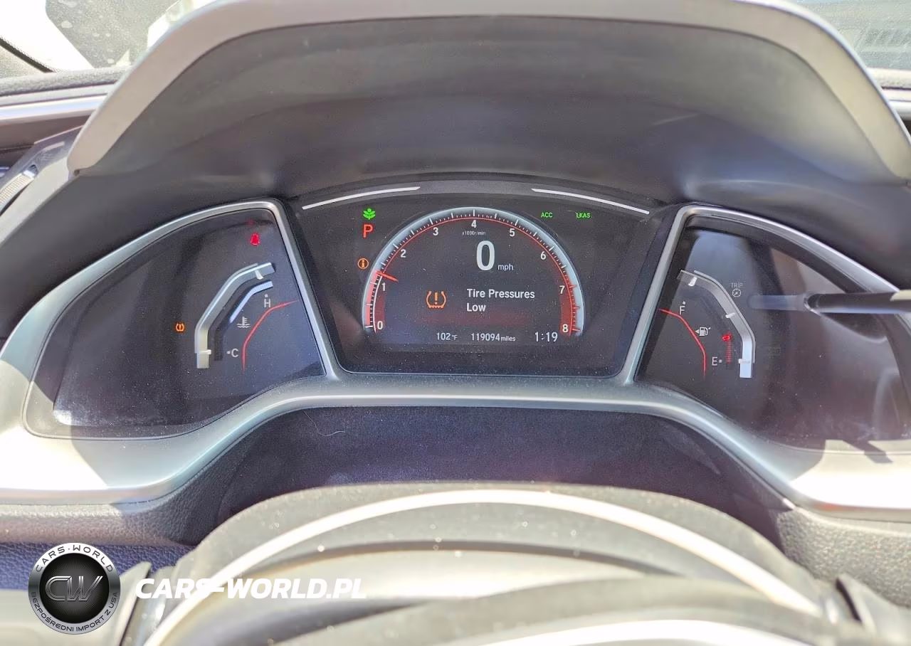 2019 Honda Civic Sport VIN:2HGFC2F81KH521402 - 9