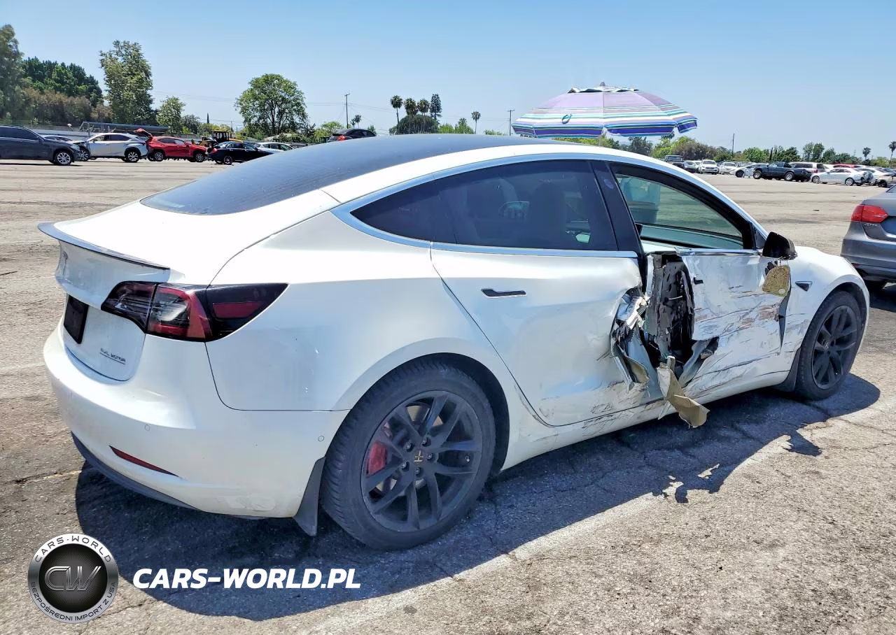2019 Tesla Model 3 VIN:5YJ3E1EB9KF514478 - 3