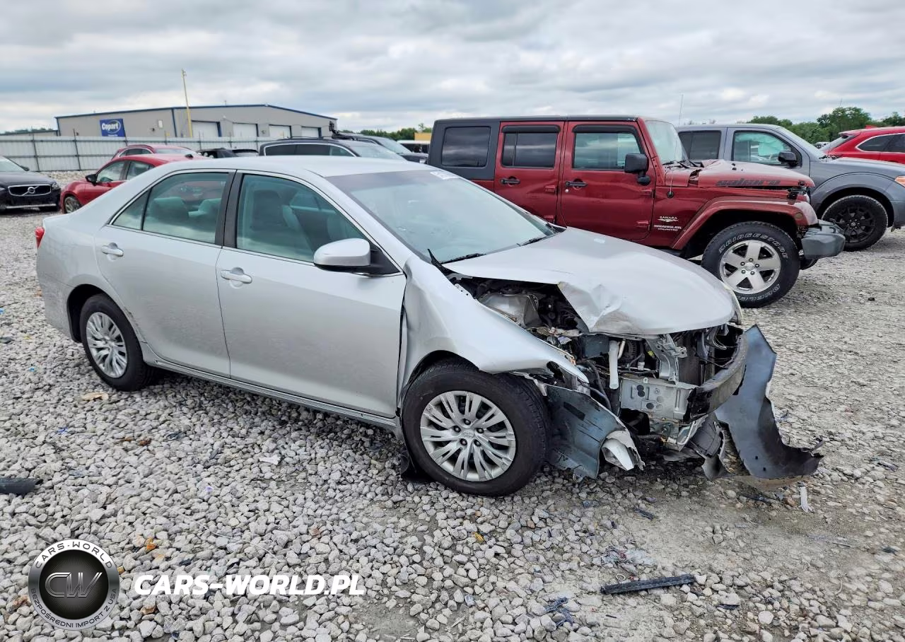 2014 Toyota Camry Le VIN:4T1BF1FK2EU727884 - 4
