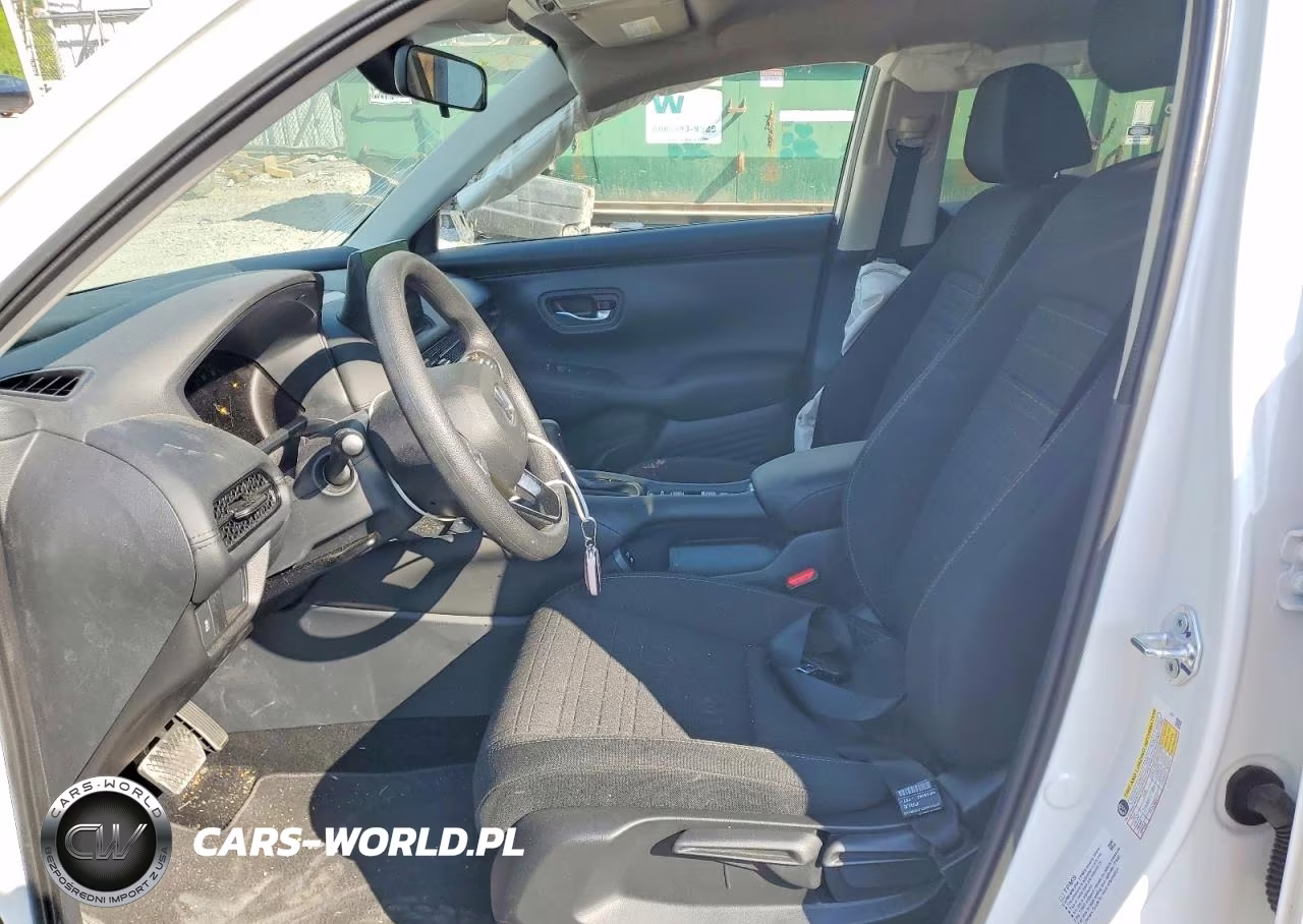 2026 Honda Hr-V Lx VIN:3CZRZ2H37TM753172 - 7