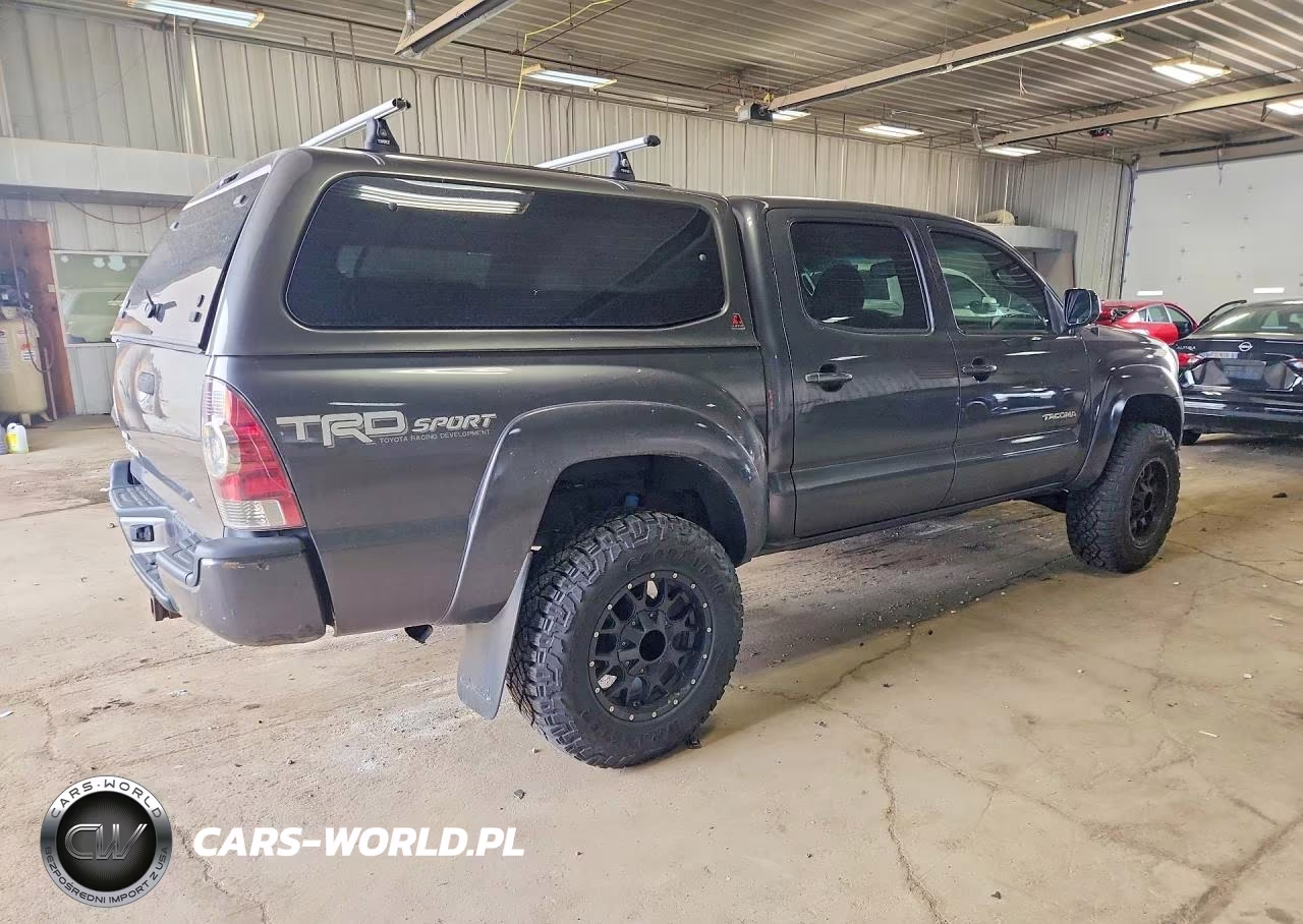2011 Toyota Tacoma Double Cab VIN:3TMLU4EN7BM059849 - 3