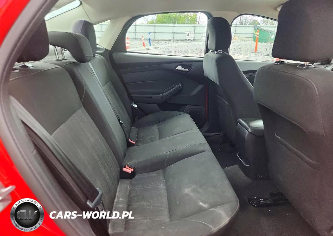 2015 Ford Focus Se VIN:1FADP3F26FL216777 - 10