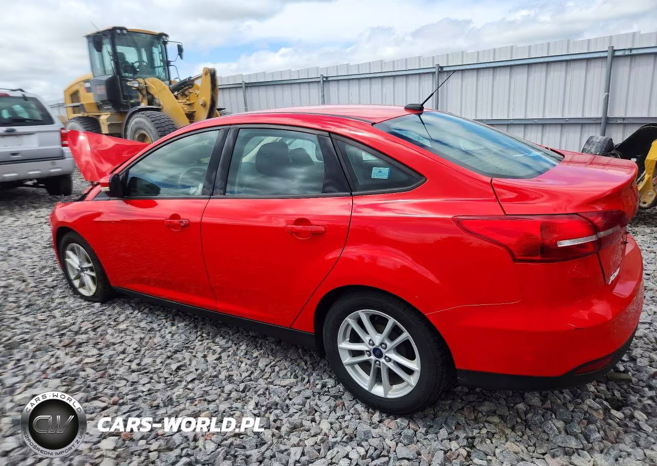 2015 Ford Focus Se VIN:1FADP3F26FL216777 - 2