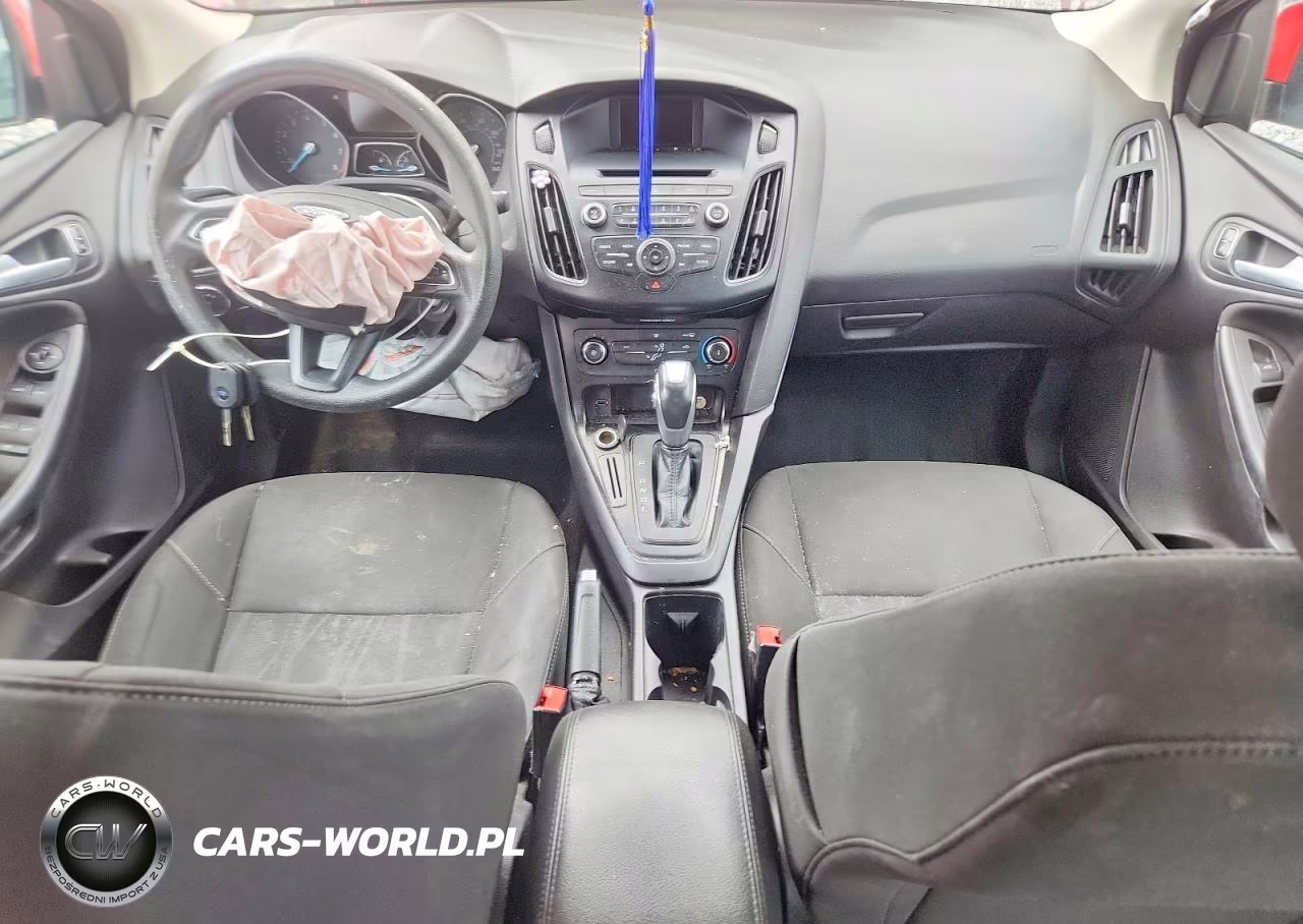 2015 Ford Focus Se VIN:1FADP3F26FL216777 - 8