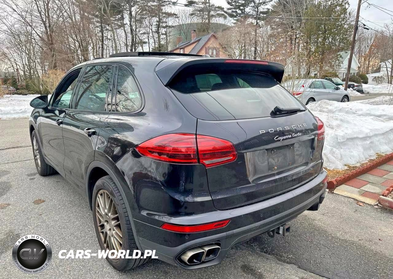 2015 Porsche Cayenne Turbo VIN:WP1AC2A20FLA80560 - 3