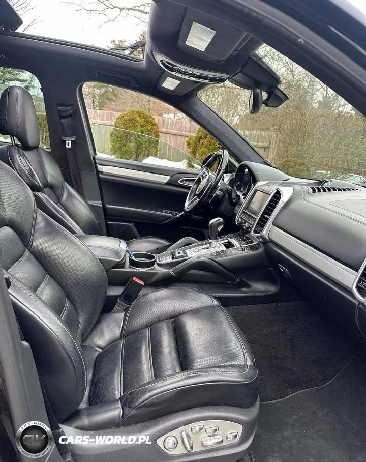 2015 Porsche Cayenne Turbo VIN:WP1AC2A20FLA80560 - 5