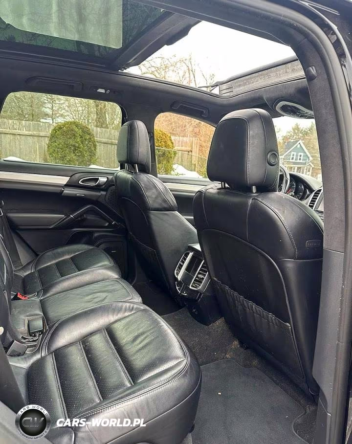 2015 Porsche Cayenne Turbo VIN:WP1AC2A20FLA80560 - 6