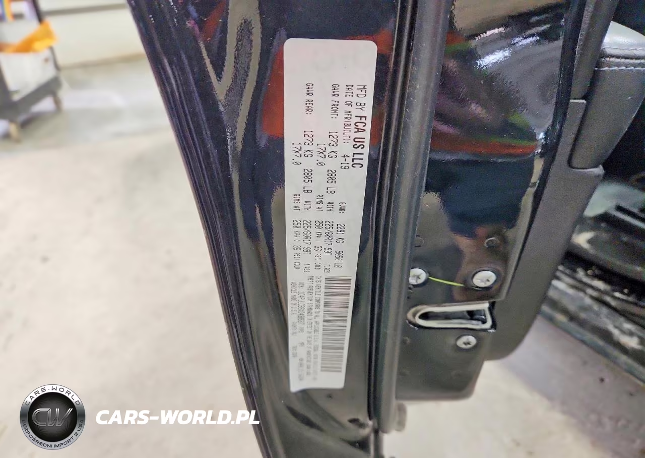 2019 Jeep Cherokee Latitude VIN:1C4PJLCB6KD438687 - 12