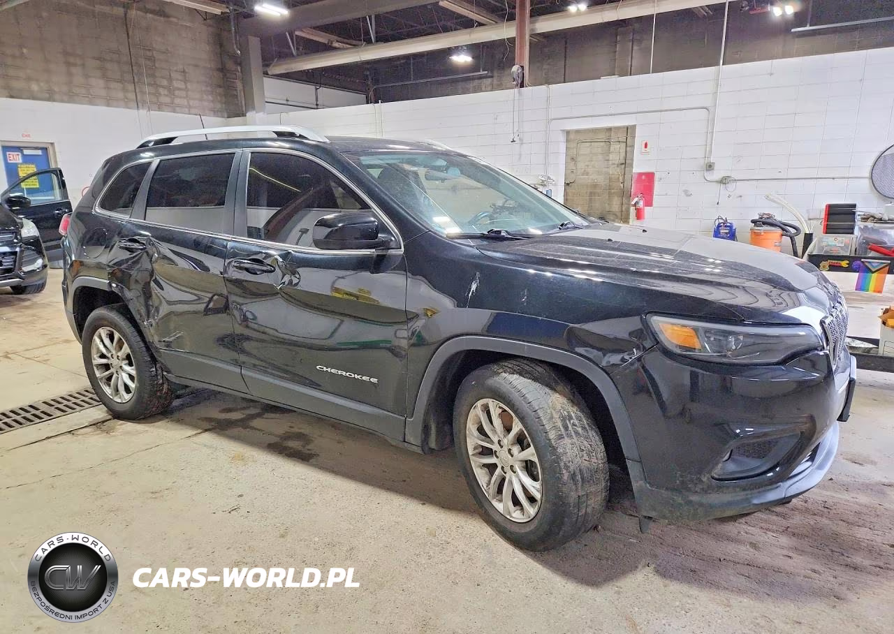 2019 Jeep Cherokee Latitude VIN:1C4PJLCB6KD438687 - 4