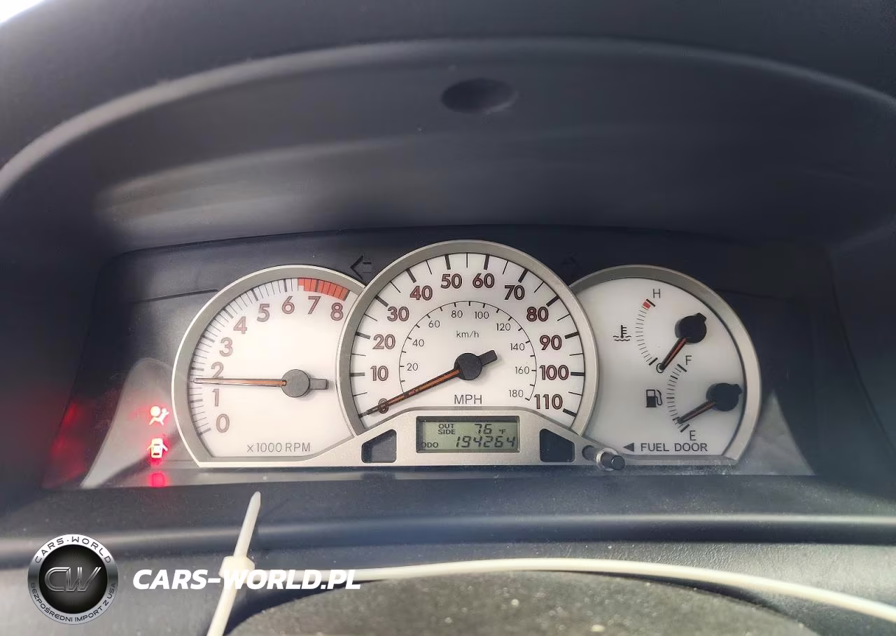 2006 Toyota Corolla S VIN:1NXBR32E56Z683206 - 9