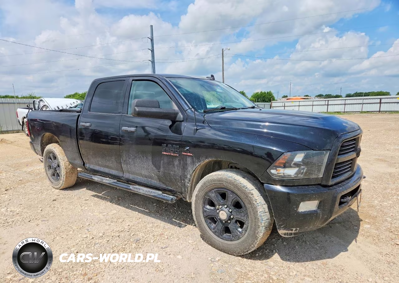 2015 Ram 2500 Slt VIN:3C6UR4DL3FG653632 - 4