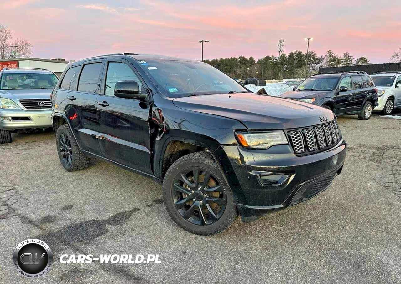 2021 Jeep Grand Cherokee Laredo