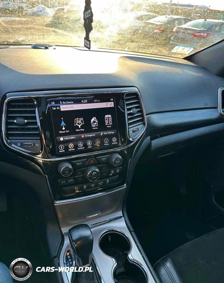 2021 Jeep Grand Cherokee Laredo VIN:1C4RJFAG0MC541945 - 15