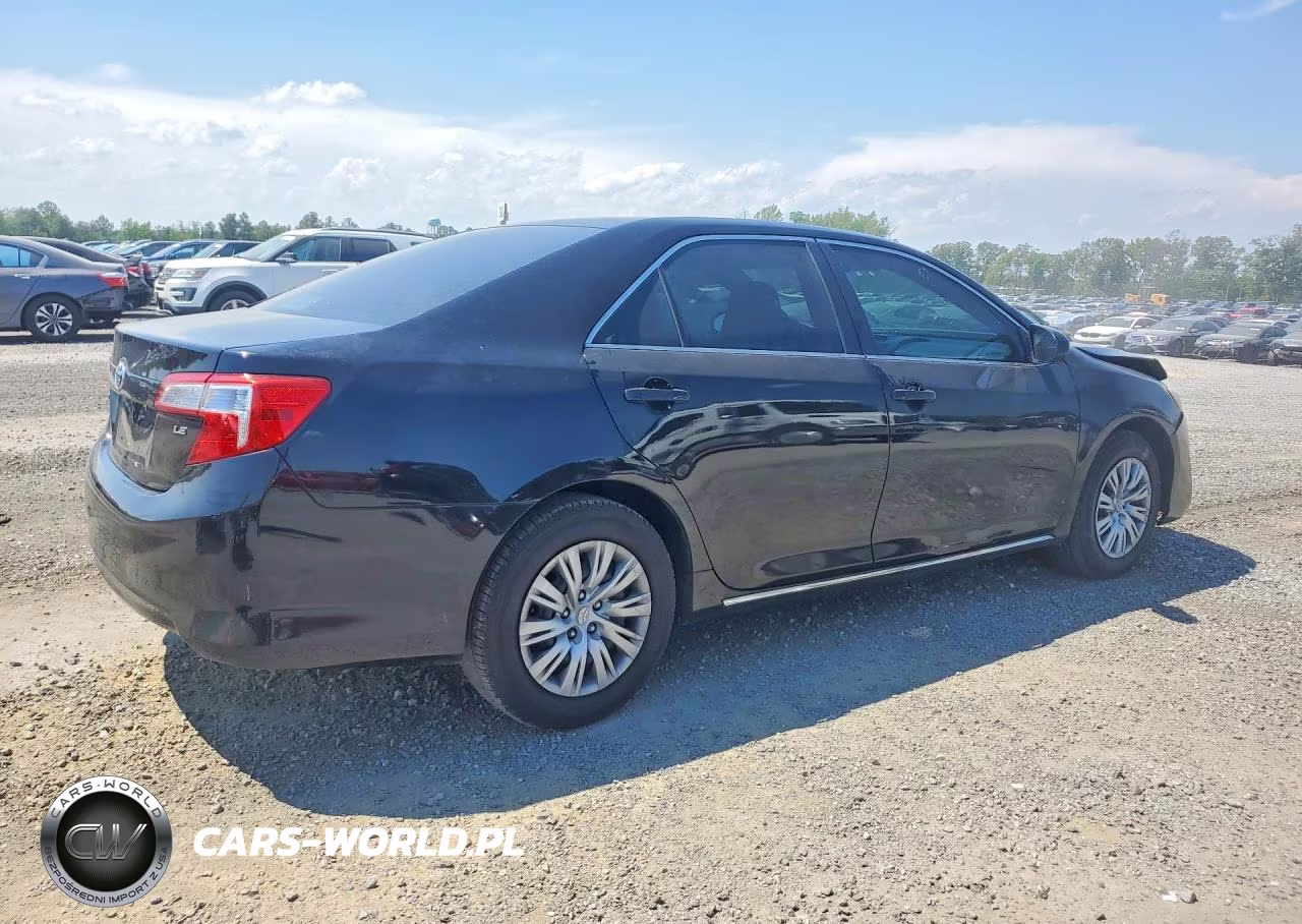2013 Toyota Camry Le VIN:4T4BF1FK7DR324262 - 3
