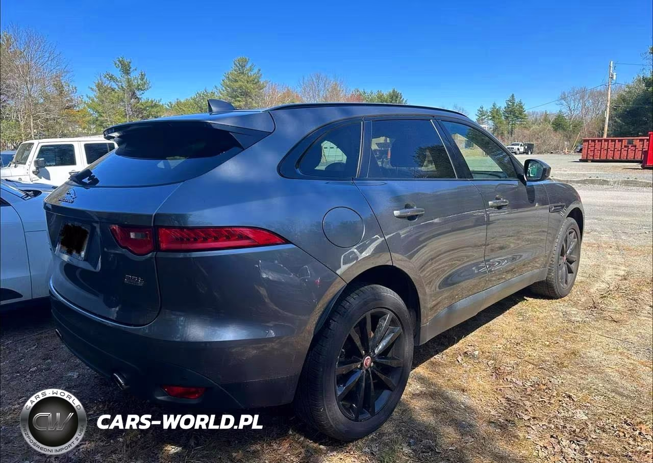 2017 Jaguar F-Pace Prestige VIN:SADCK2BVXHA491148 - 4