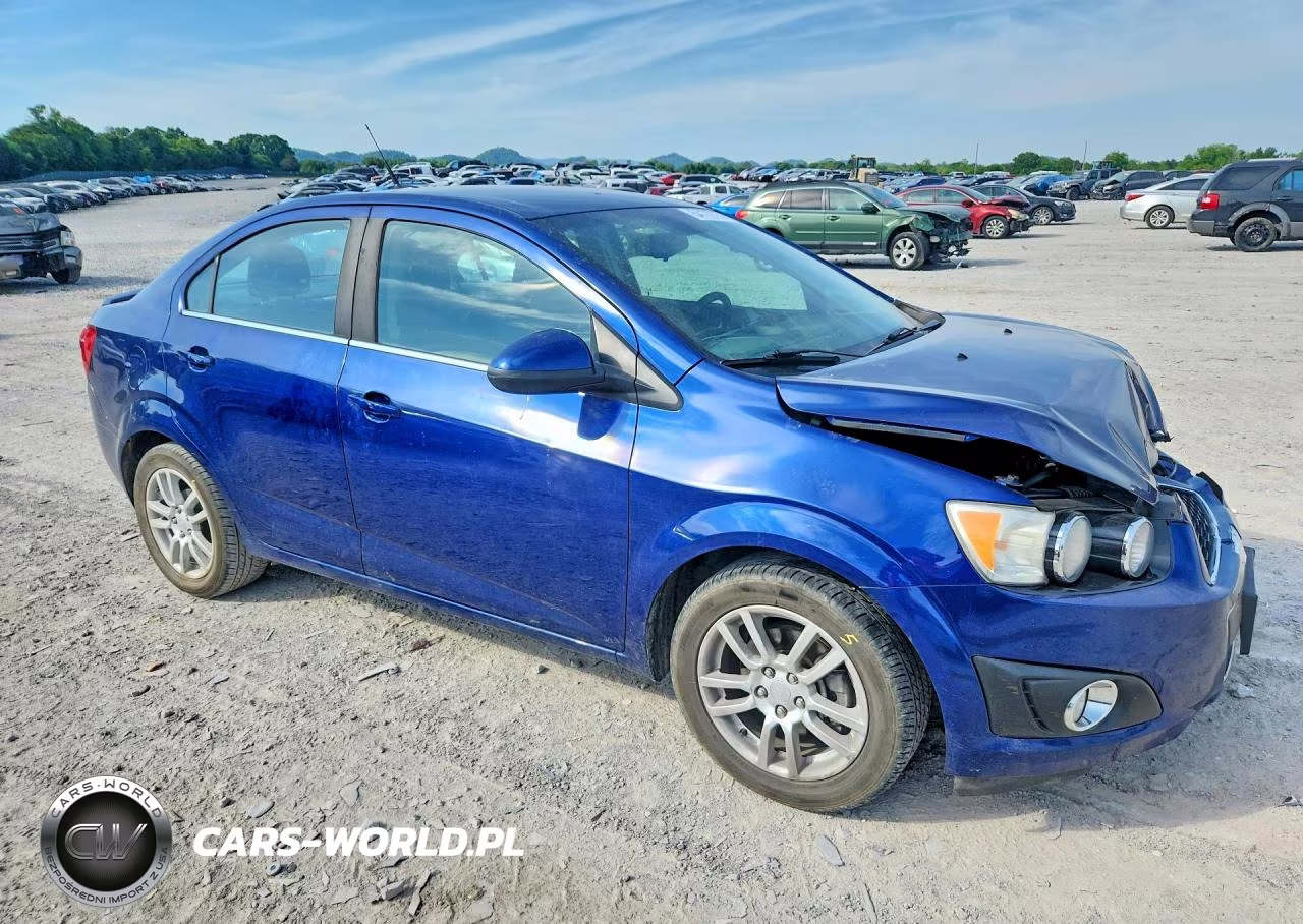 2013 Chevrolet Sonic Lt VIN:1G1JC5SH2D4174137 - 4