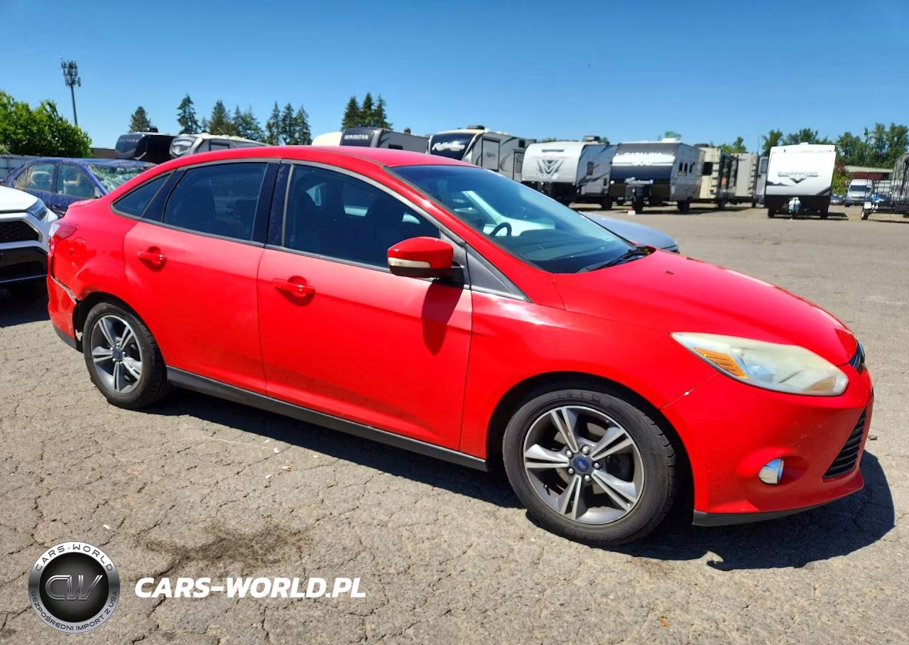 2014 Ford Focus Se VIN:1FADP3F20EL235596 - 4