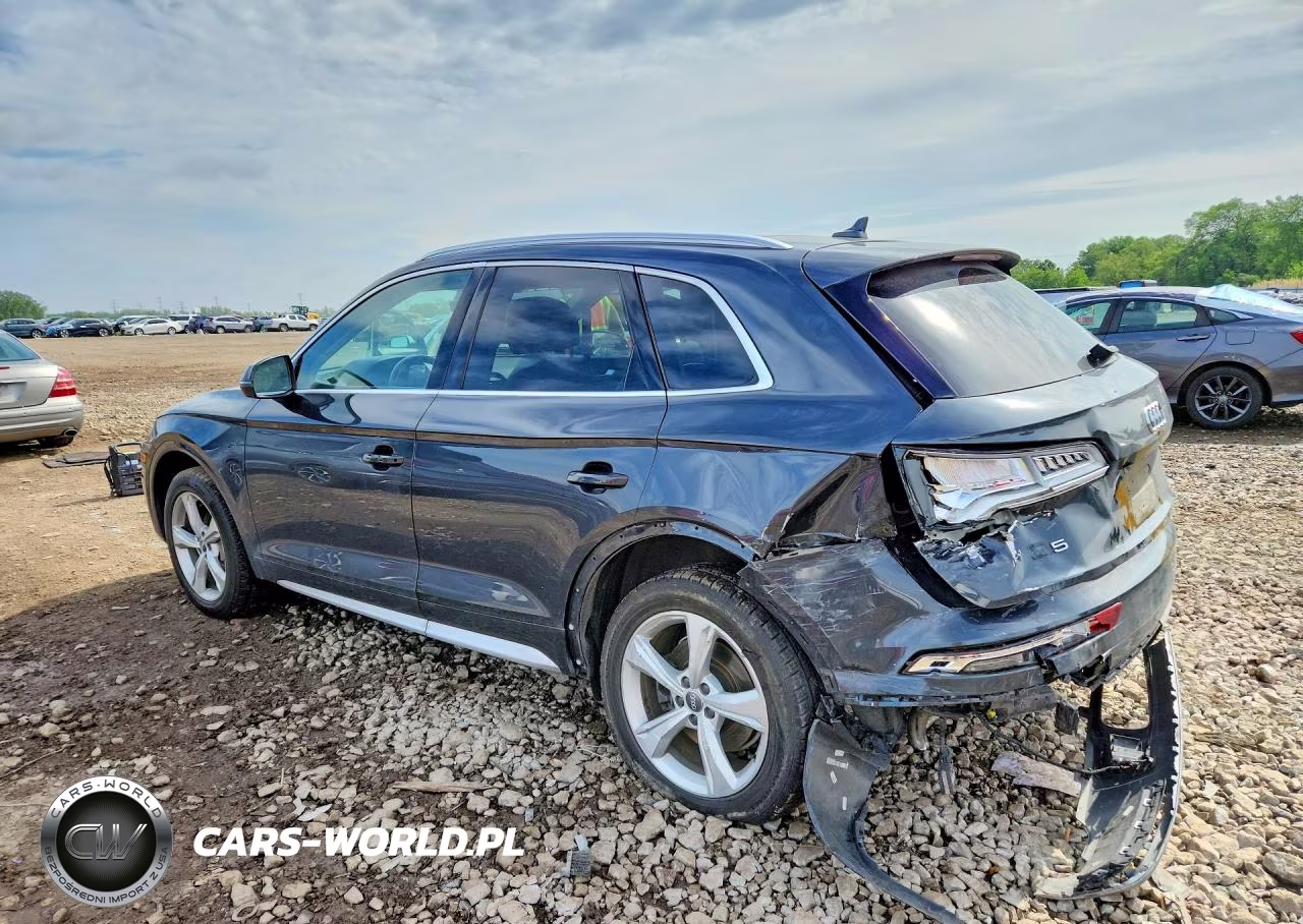 2020 Audi Q5 Premium VIN:WA1ANAFY5L2013855 - 2