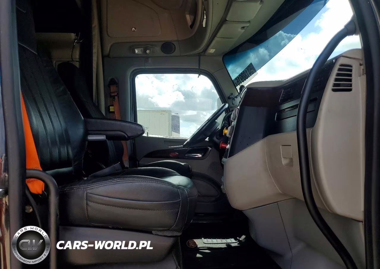 2020 Peterbilt 579 VIN:1XPBDP9X8LD669375 - 5