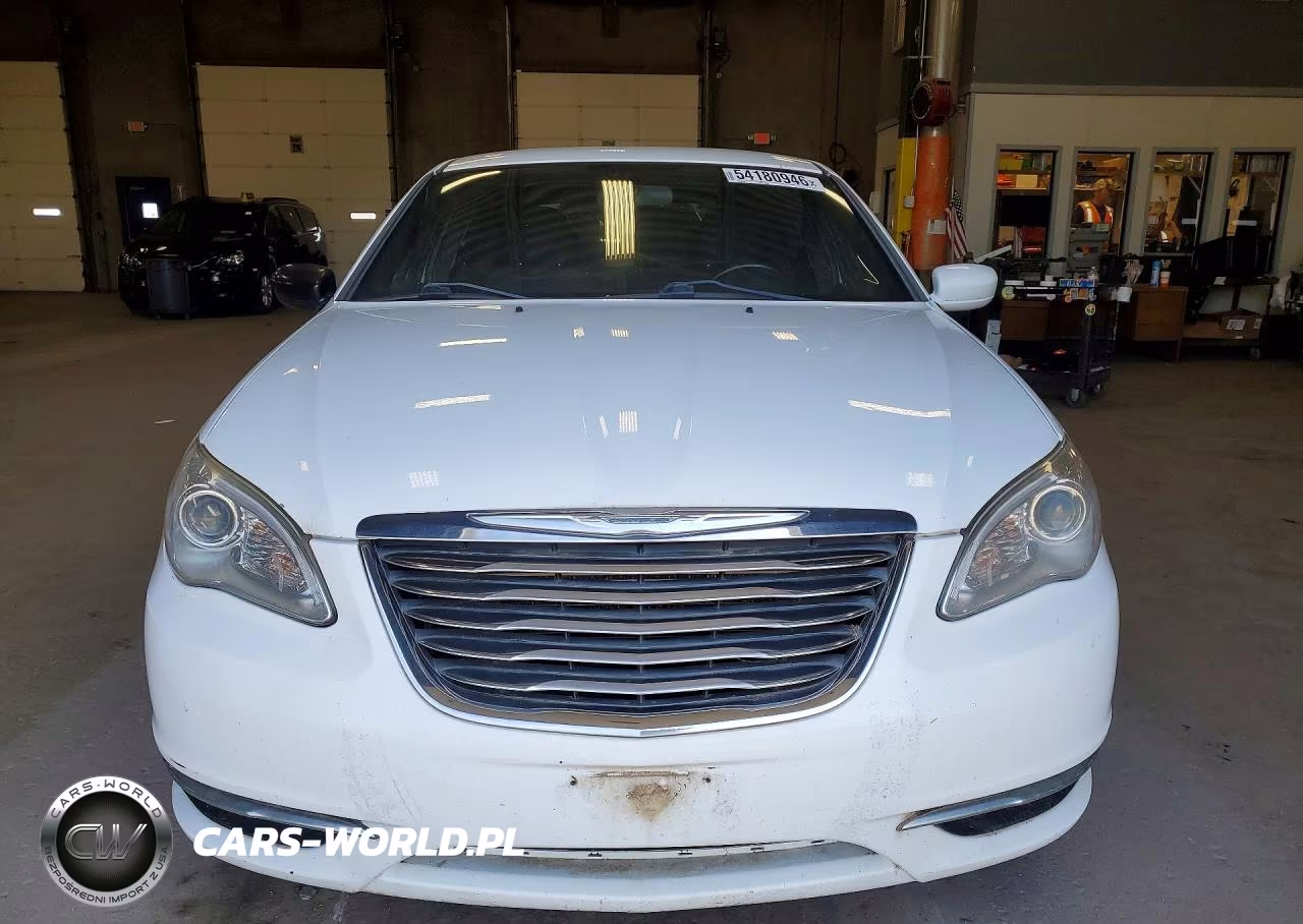 2011 Chrysler 200 Touring VIN:1C3BC1FB7BN615735 - 5