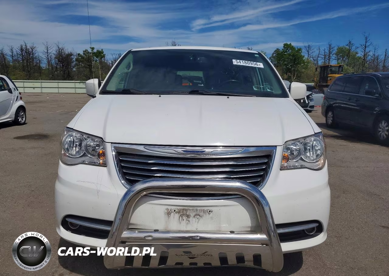 2016 Chrysler Town & Country Touring VIN:2C4RC1BG1GR289274 - 5
